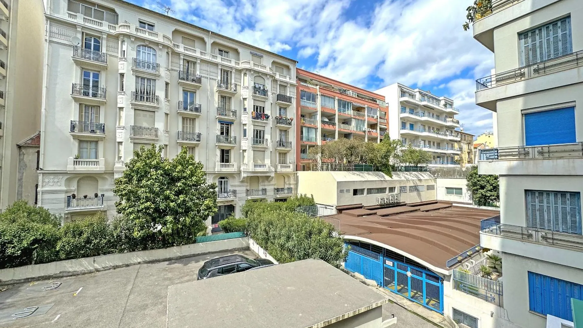 Courtyard Suite Promenade Nice 0*,  Fransa